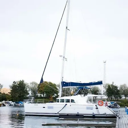 Live Aboard Ocean Cruiser Helsinki